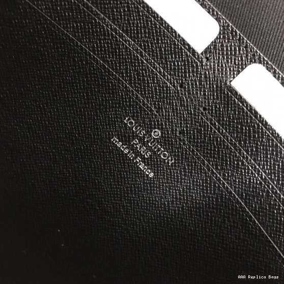 Aaa replica ru POCHETTE VOYAGE LOUIS VUITTON MM 0812